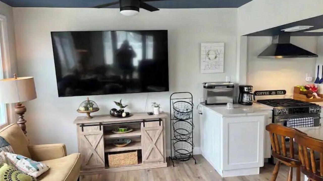 Photo of Livingroom in Beach Haven West