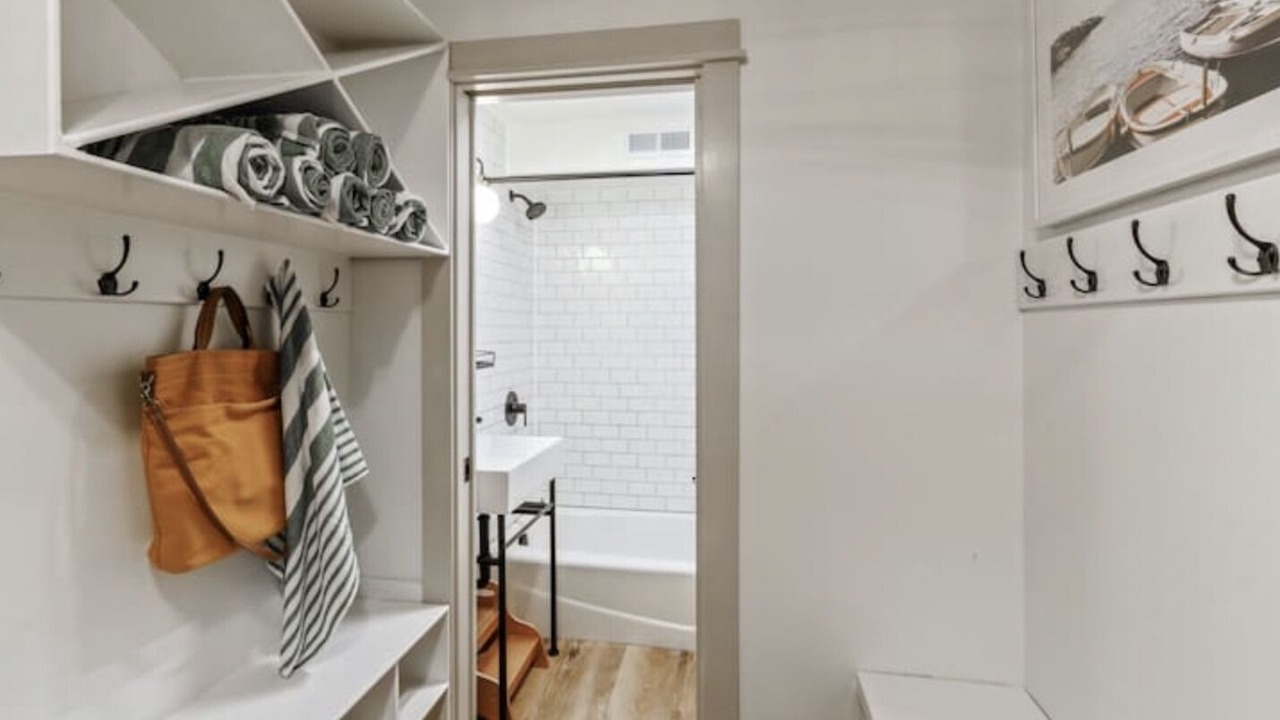 Photo of Bathroom in Country Club Estates