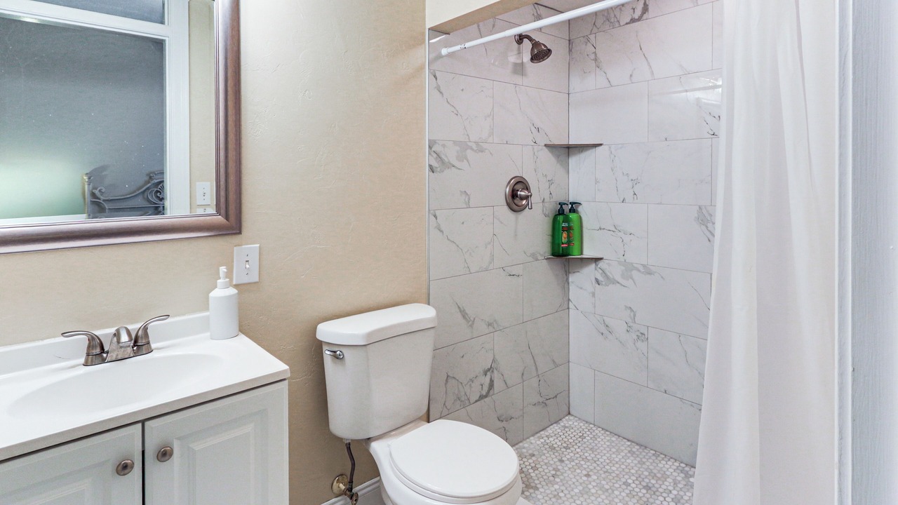 Photo of Bathroom in Gettysburg