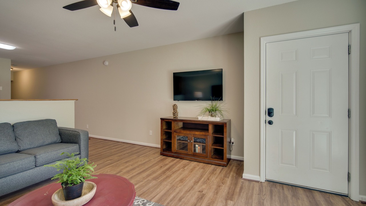 Photo of Livingroom in Rising Fawn