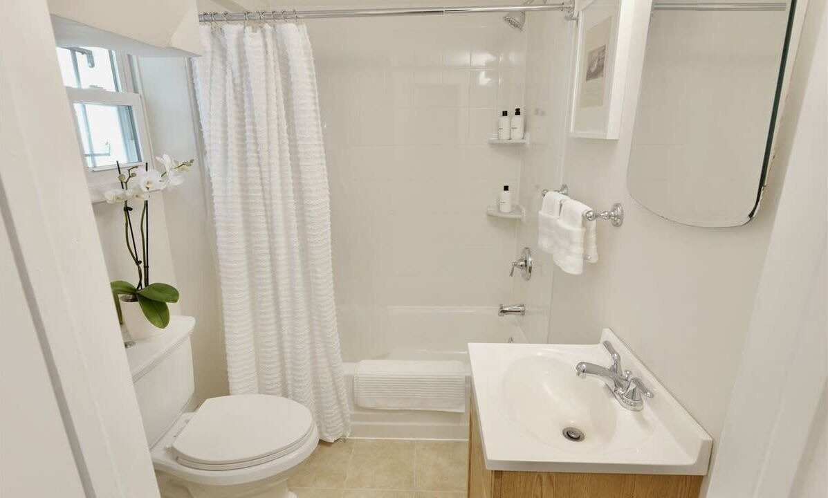 Photo of Bathroom in 16th Street Heights