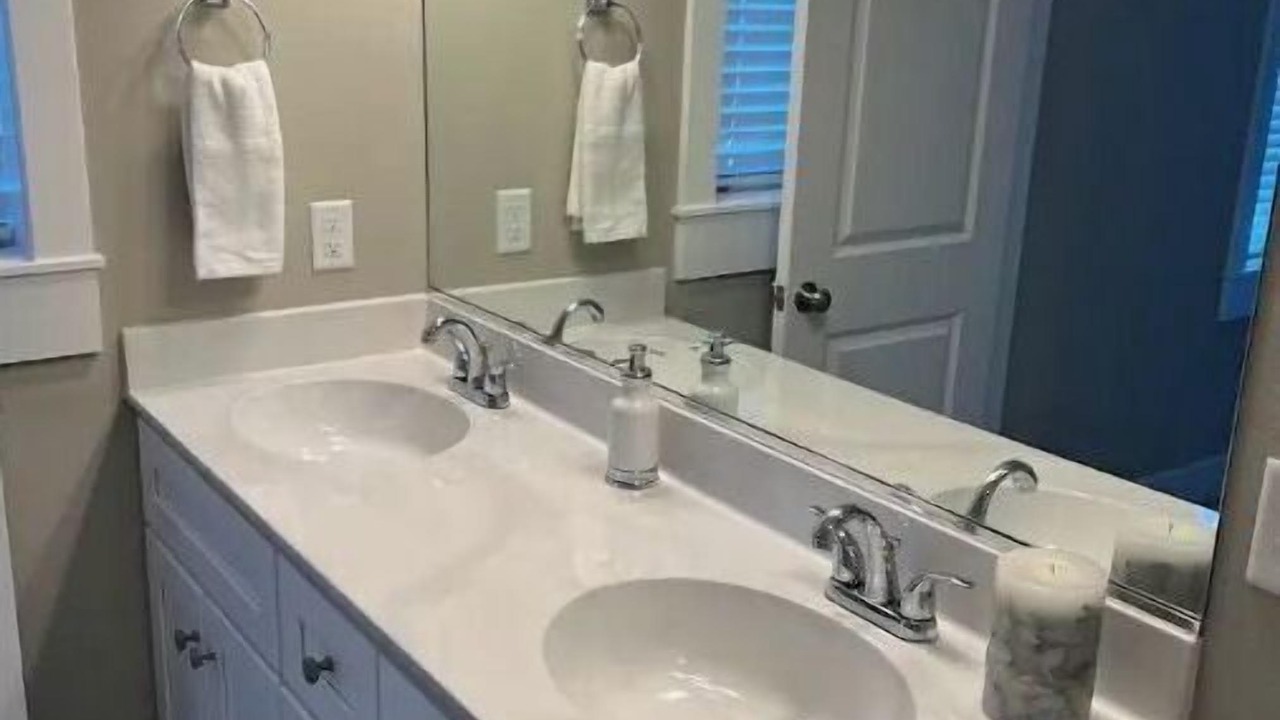 Photo of Bathroom in Ames