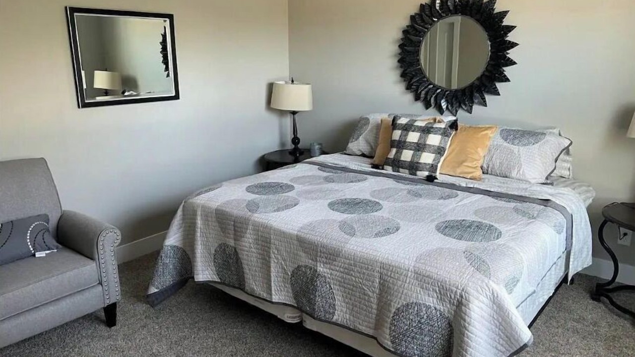 Photo of Bedroom in Ames