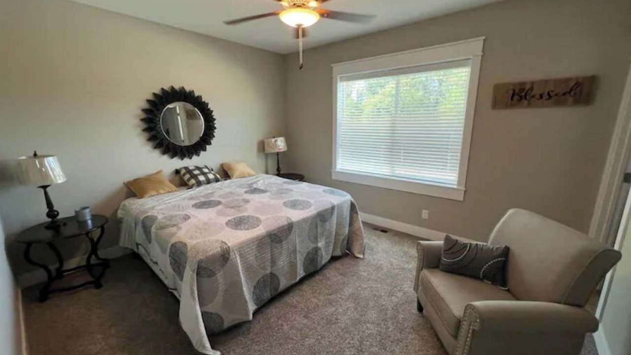 Photo of Bedroom in Ames