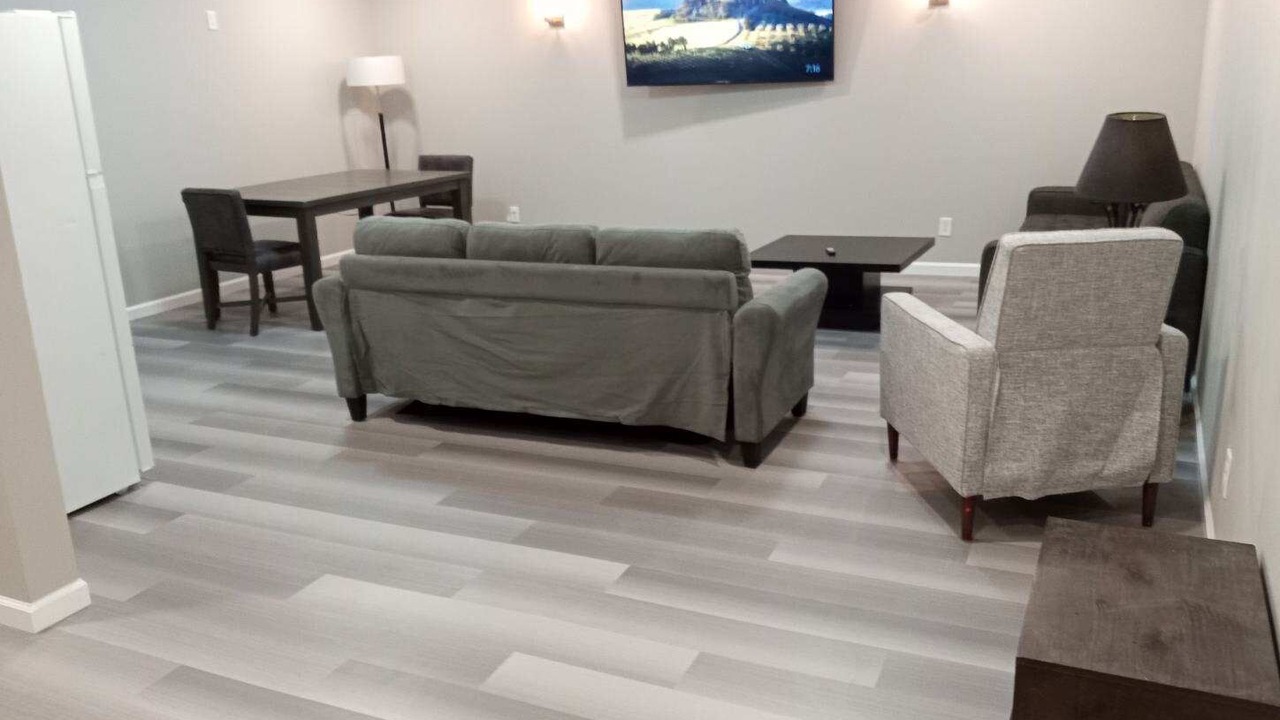 Photo of Livingroom in Ames