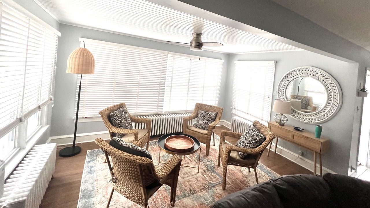 Photo of Livingroom in Margate City