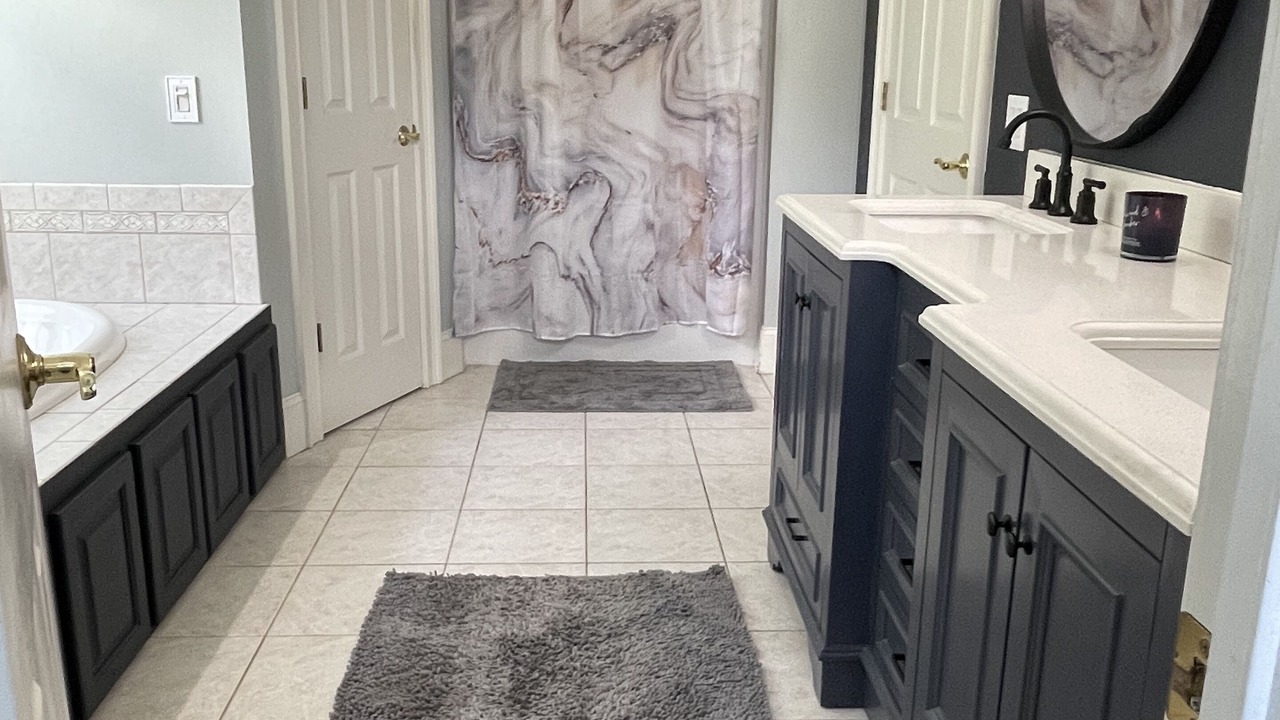 Photo of Bathroom in Silver Creek