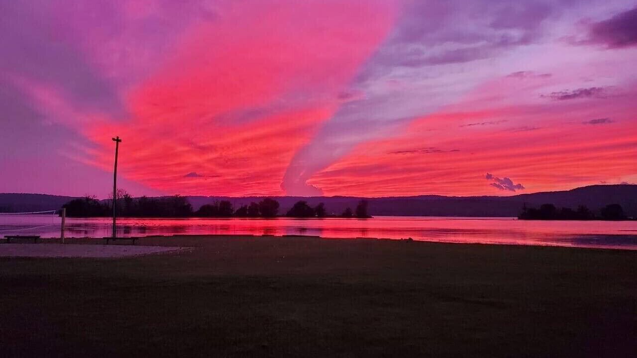 Photo of Outdoor in Groveoak