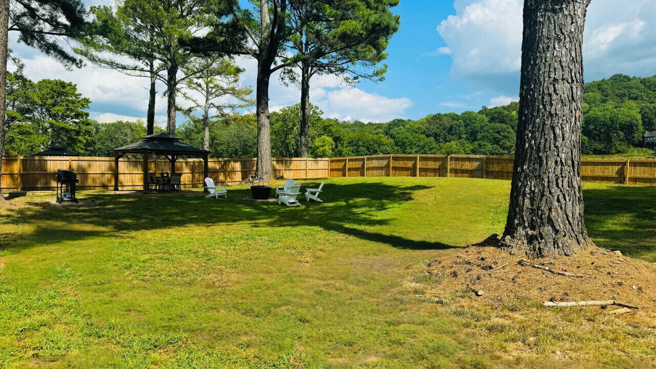 Photo of Outdoor in Groveoak