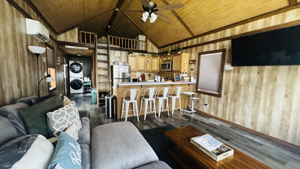 Photo of Bedroom in Groveoak