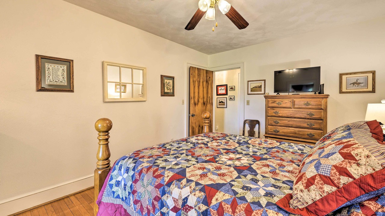 Photo of Bedroom in Currituck
