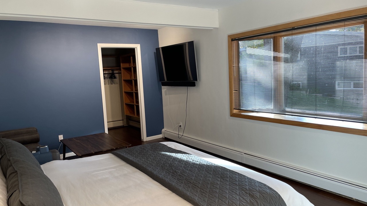 Photo of Bedroom in Albert Lea