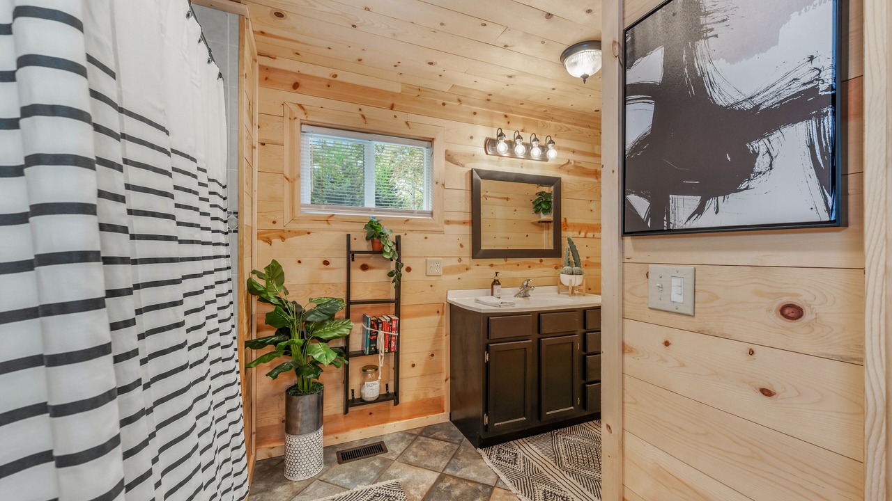 Photo of Bathroom in Mentone