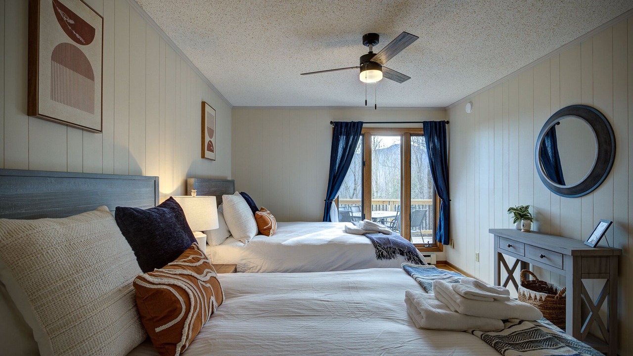 Photo of Bedroom in Seven Devils