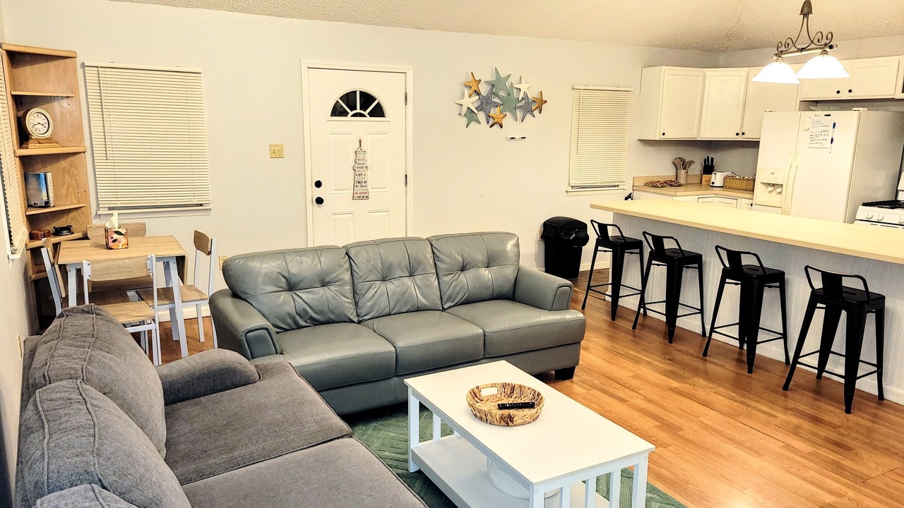 Photo of Livingroom in Somers Point