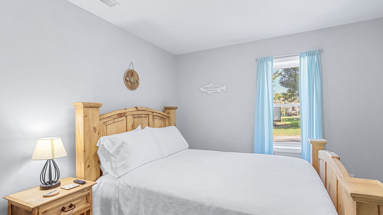 Photo of Bedroom in Ten Mile