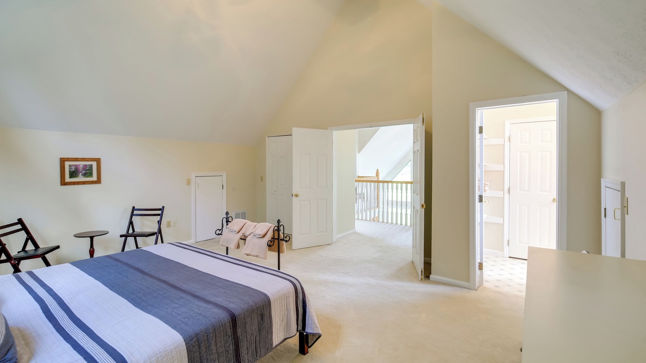 Photo of Bedroom in Mountain City