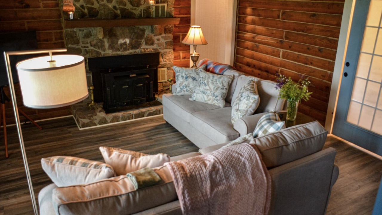 Photo of Livingroom in Unionville