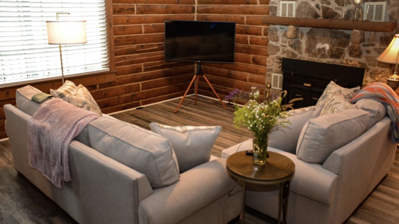 Photo of Livingroom in Unionville