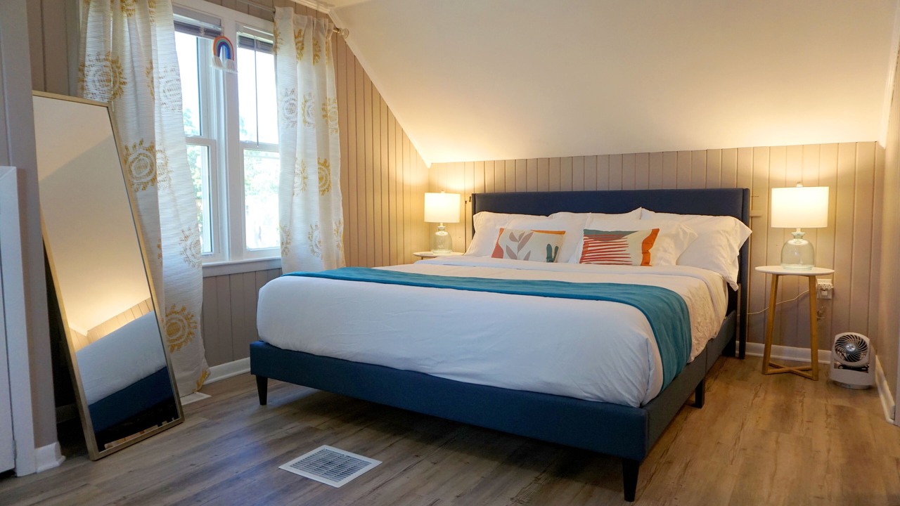 Photo of Bedroom in Cedar Rapids