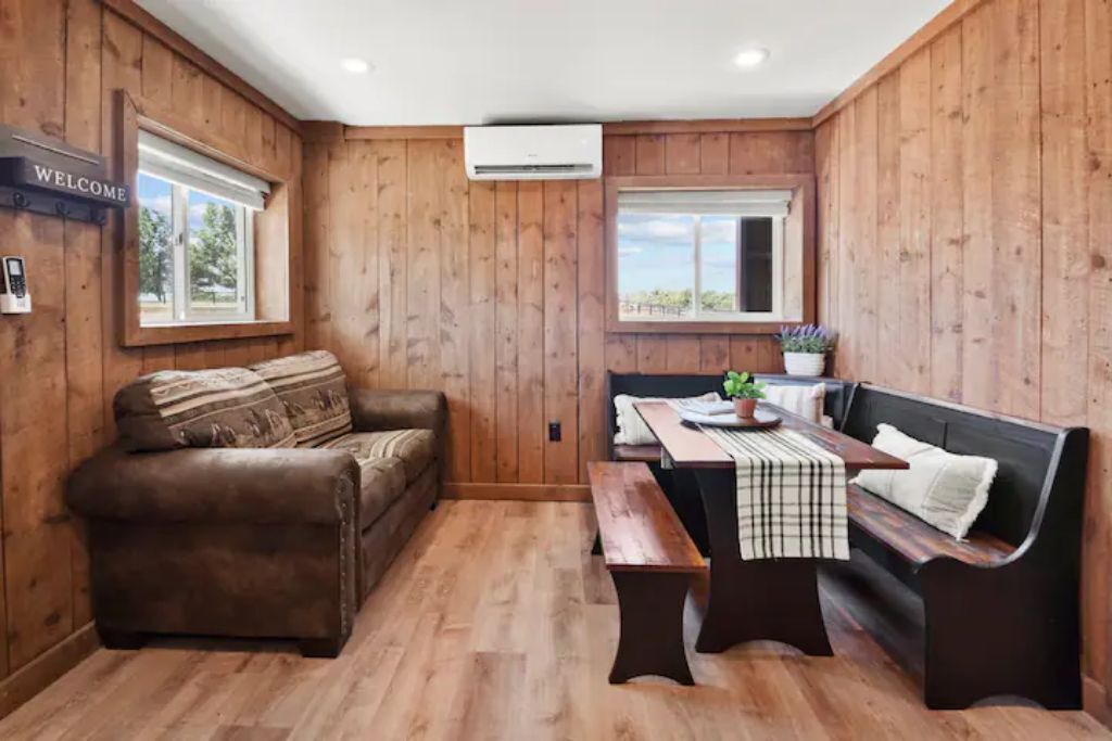 Photo of Livingroom in Berryville