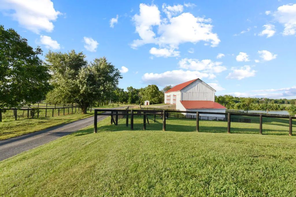 Photo of Outdoor in Berryville
