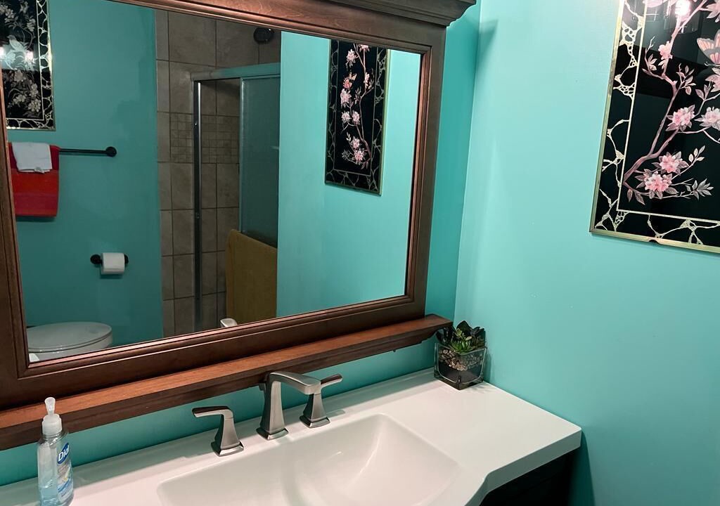 Photo of Bathroom in Elgin