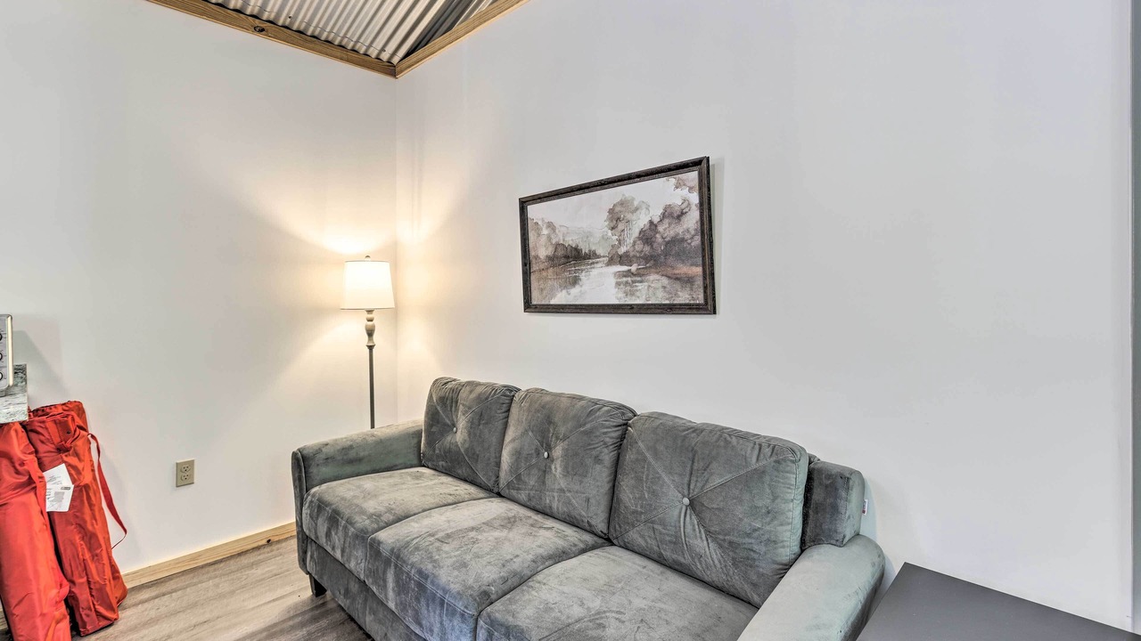 Photo of Livingroom in East Tallassee