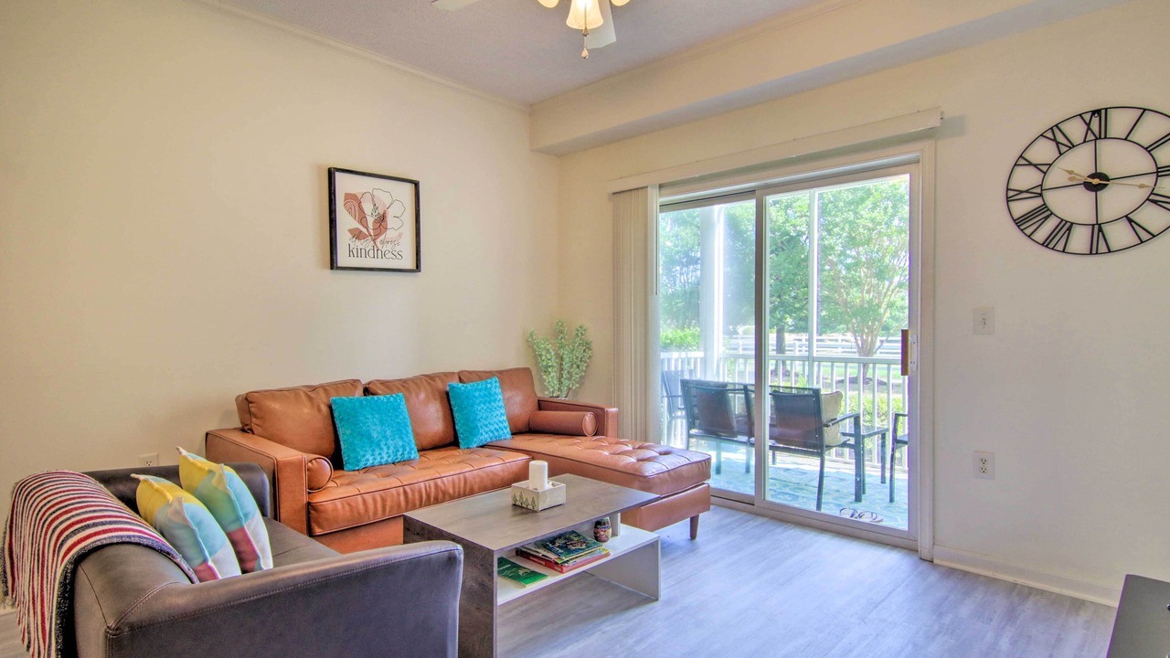 Photo of Livingroom in Villages of Five Points