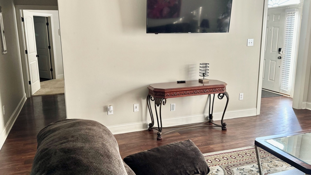 Photo of Livingroom in Huntsville