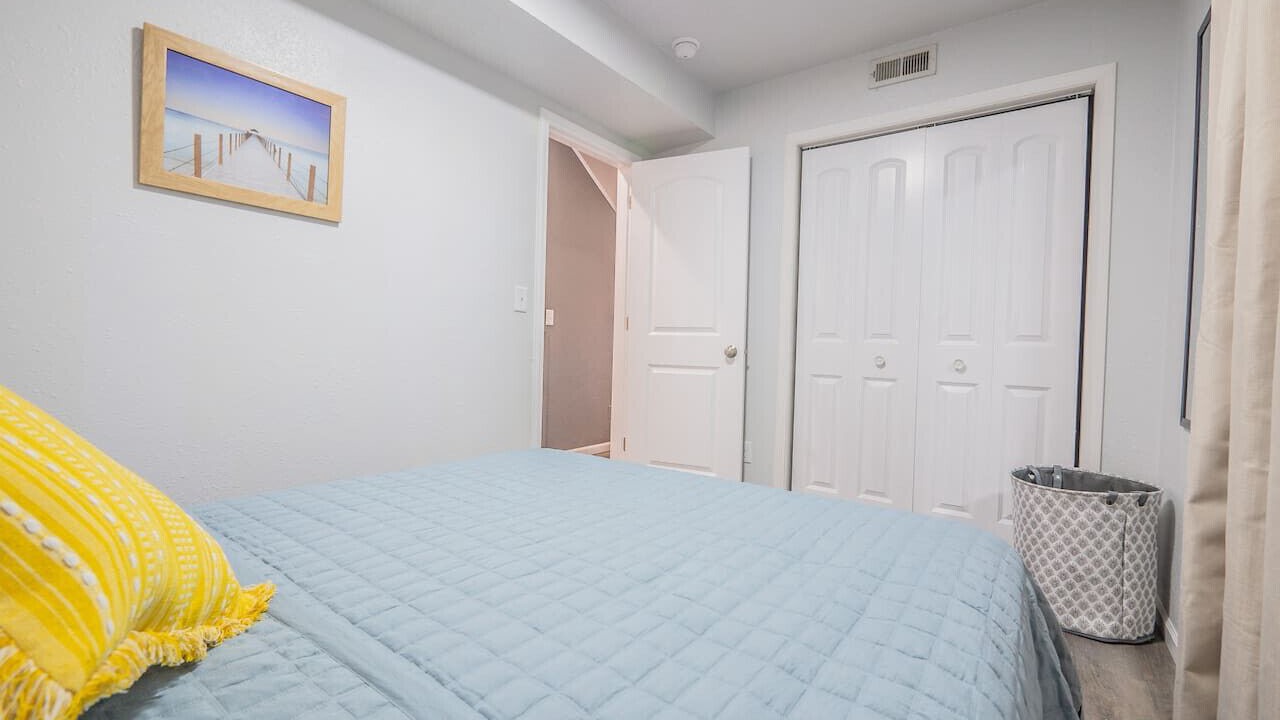 Photo of Bedroom in Maryville