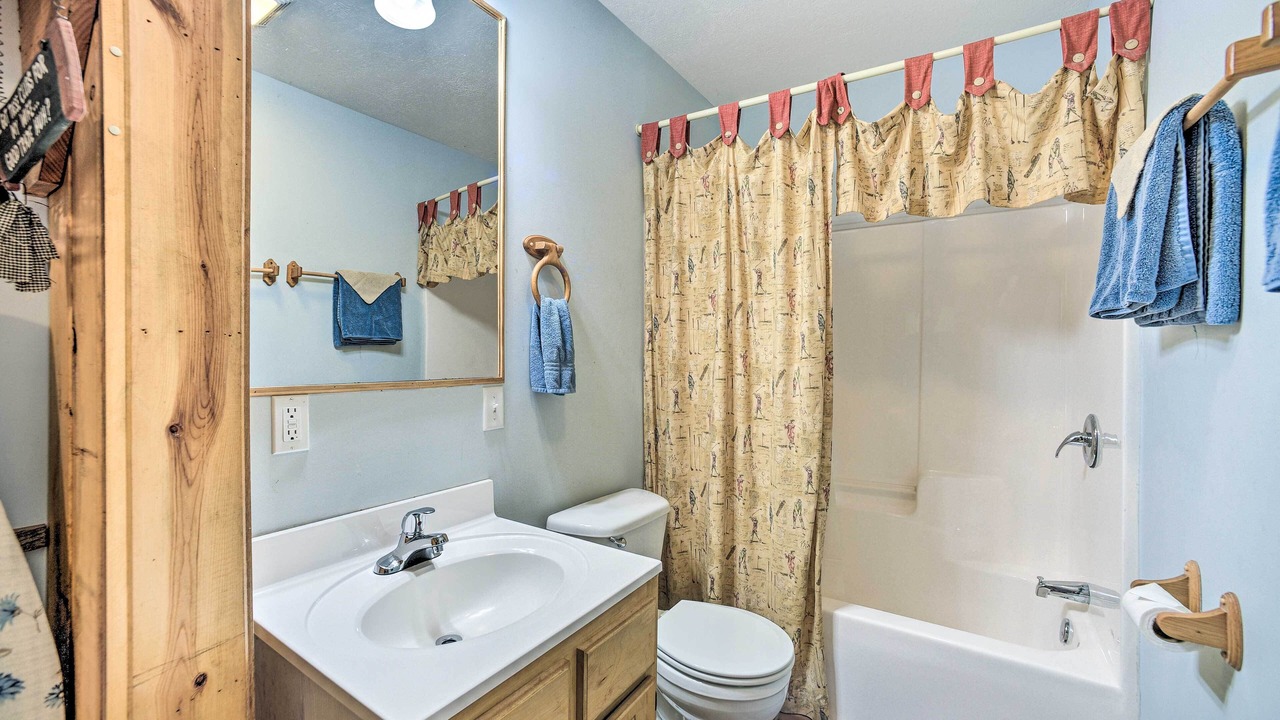Photo of Bathroom in Guntersville