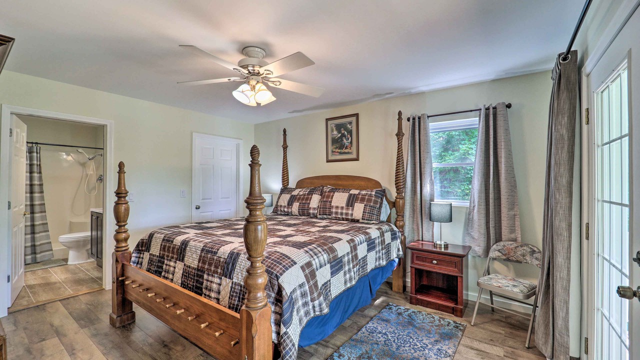 Photo of Bedroom in Butler
