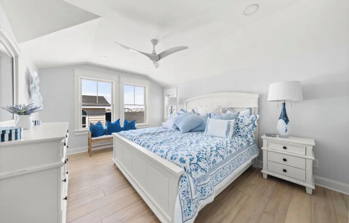 Photo of Bedroom in Avalon