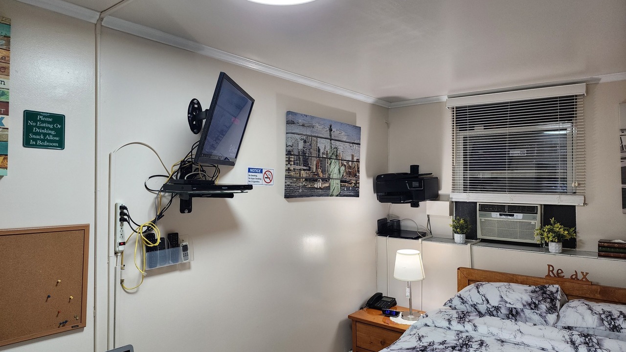 Photo of Bedroom in Ocean Hill