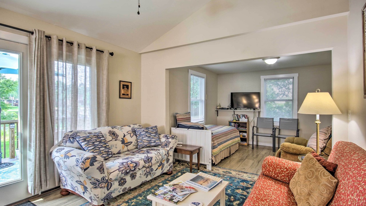 Photo of Livingroom in Chapin