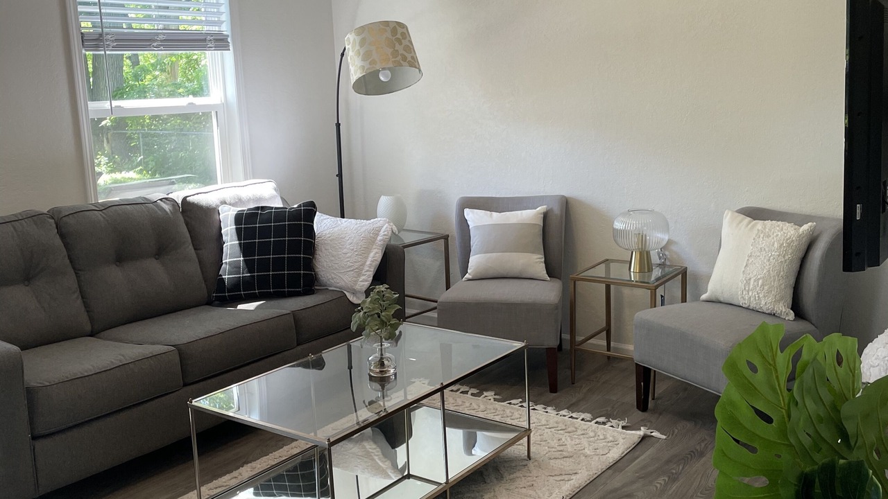 Photo of Livingroom in Downtown Des Moines