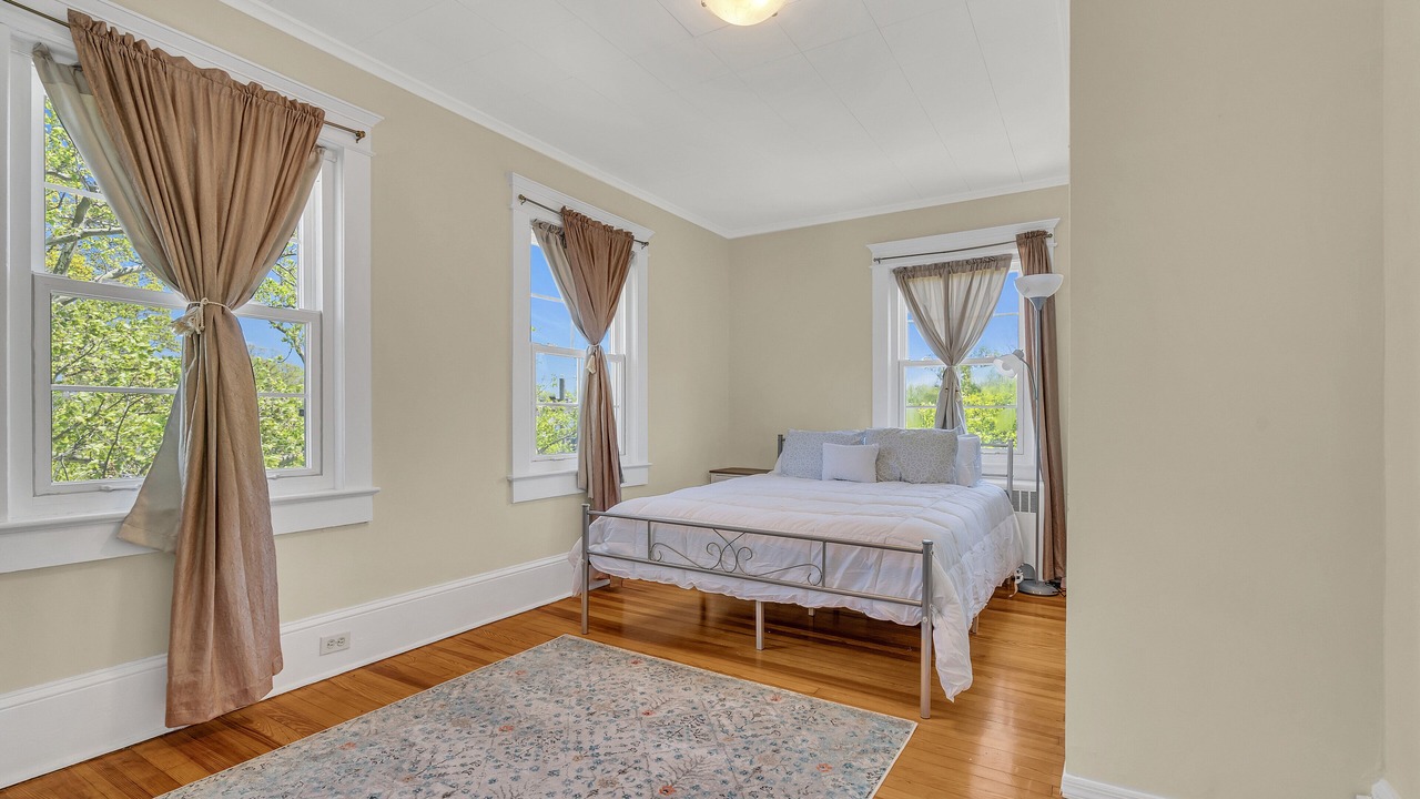 Photo of Bedroom in Asbury Park
