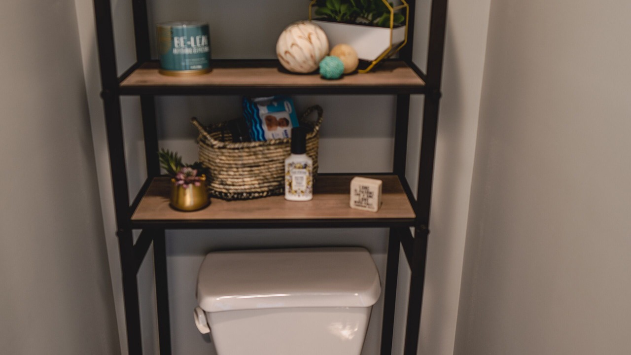 Photo of Bathroom in Rainbow City