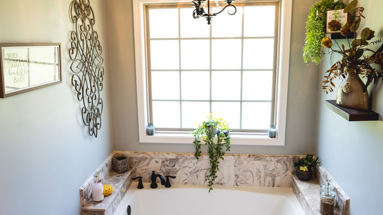 Photo of Bathroom in Rainbow City