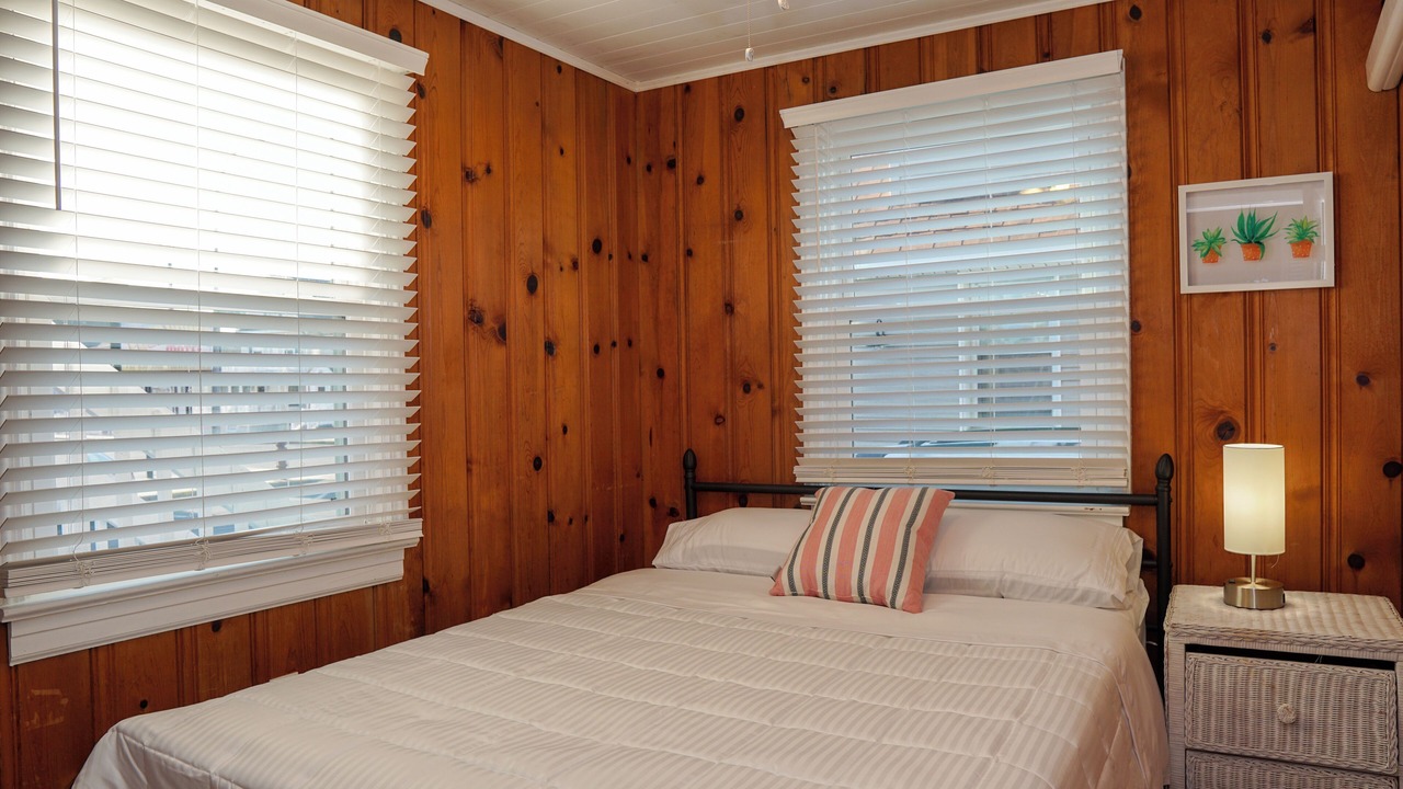 Photo of Bedroom in Seaside Heights