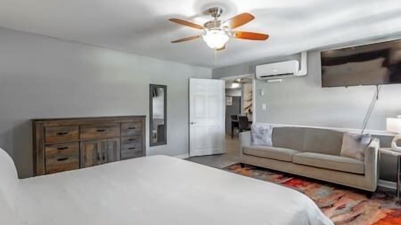 Photo of Bedroom in Rock Spring