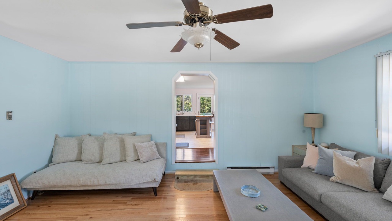 Photo of Livingroom in Mays Landing