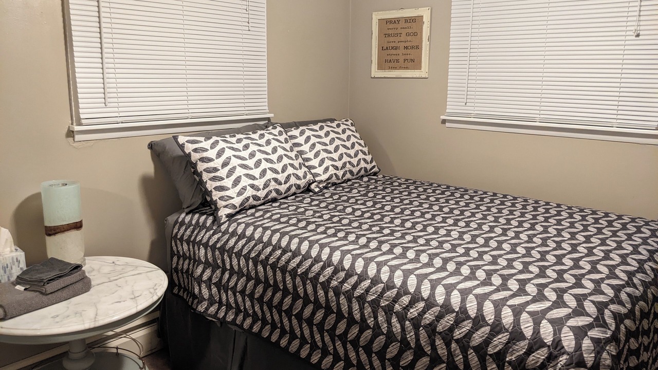 Photo of Bedroom in Waseca County