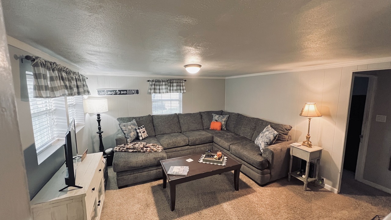Photo of Livingroom in Oliver Springs