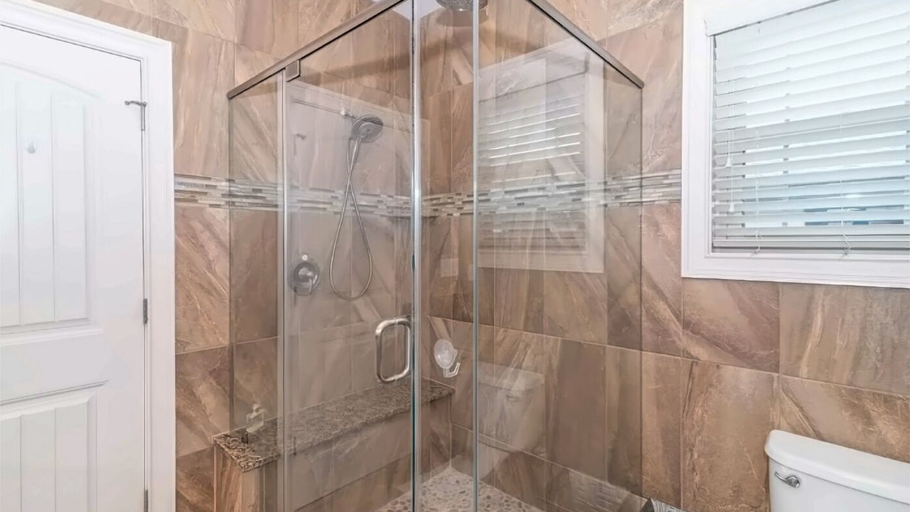 Photo of Bathroom in Margate City