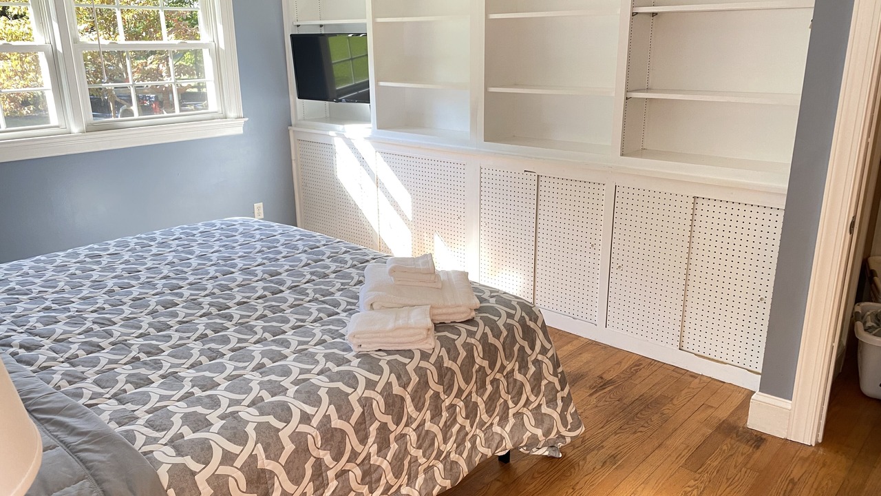 Photo of Bedroom in Barboursville