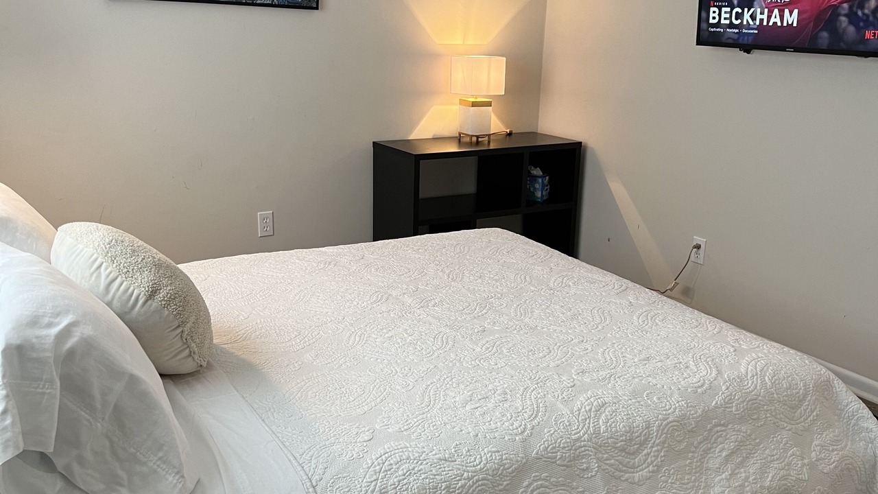 Photo of Bedroom in Cape May Court House