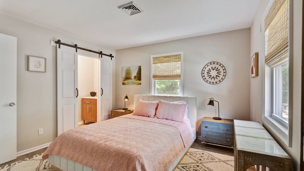 Photo of Bedroom in Cape May Court House