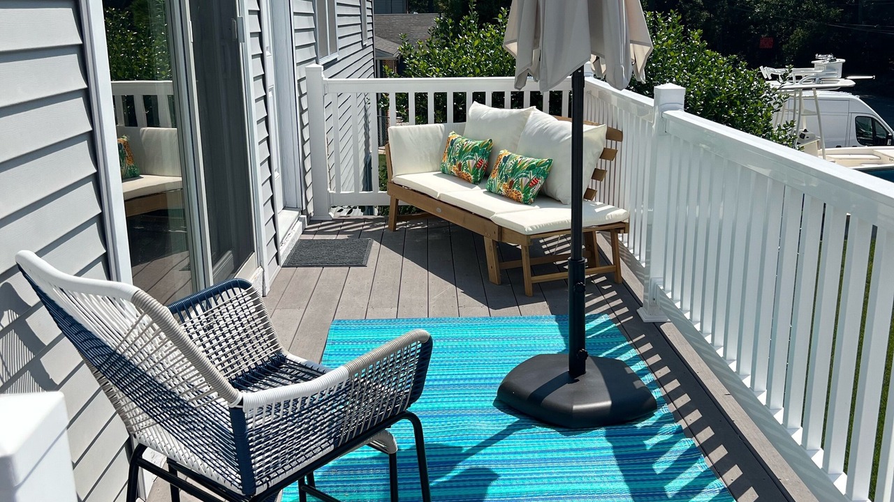 Photo of Patio Balcony in Cape May Court House